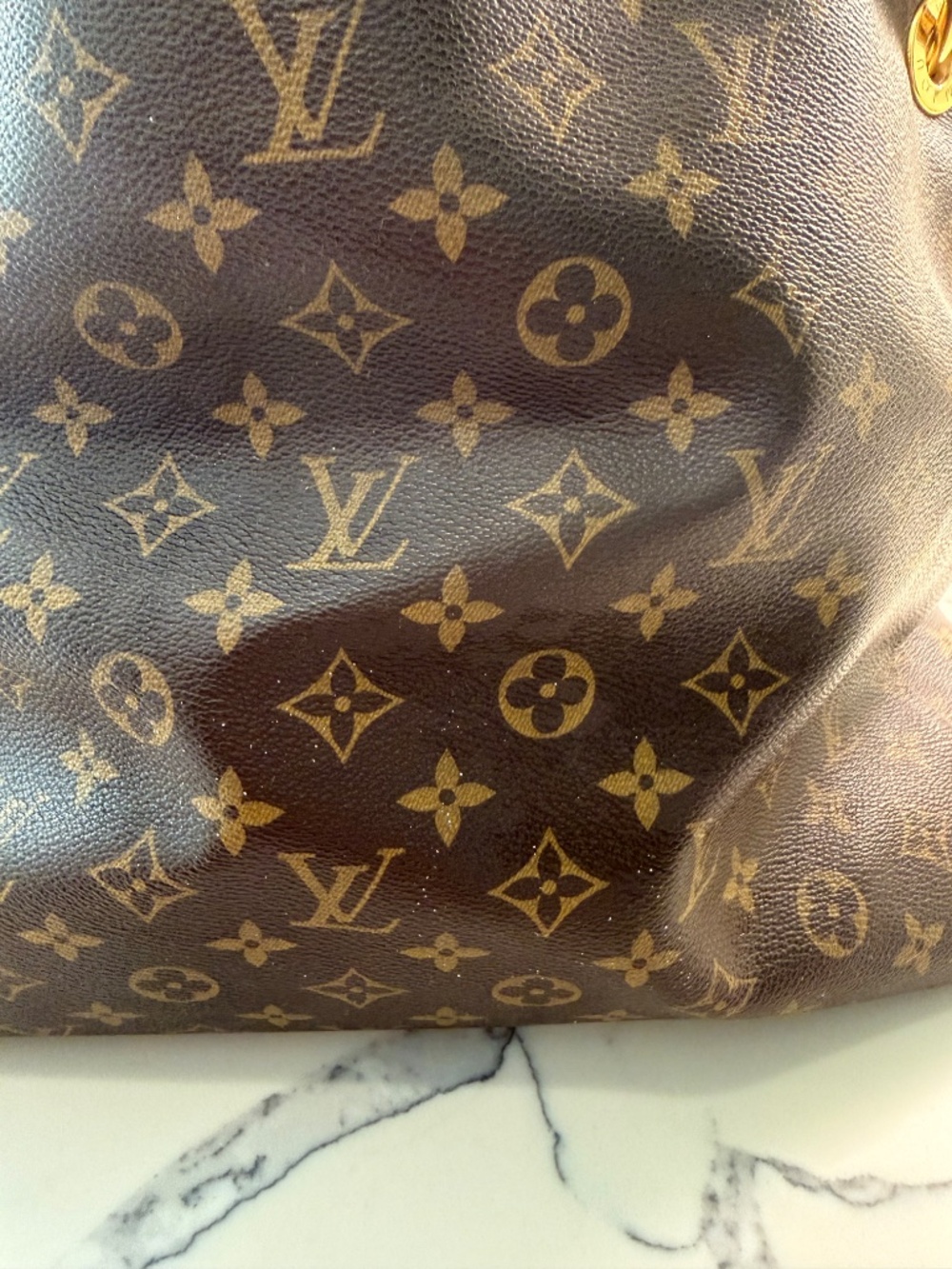 Louis Vuitton Artsy MM Monogram Hobo Bag w/ Key Leash + Dust Bag - Picture 8 of 10